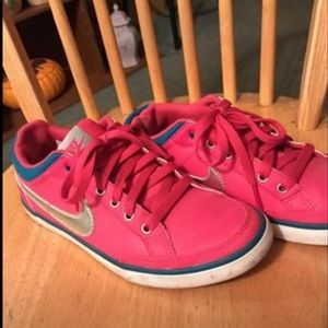 Nike Women’s Sneakers